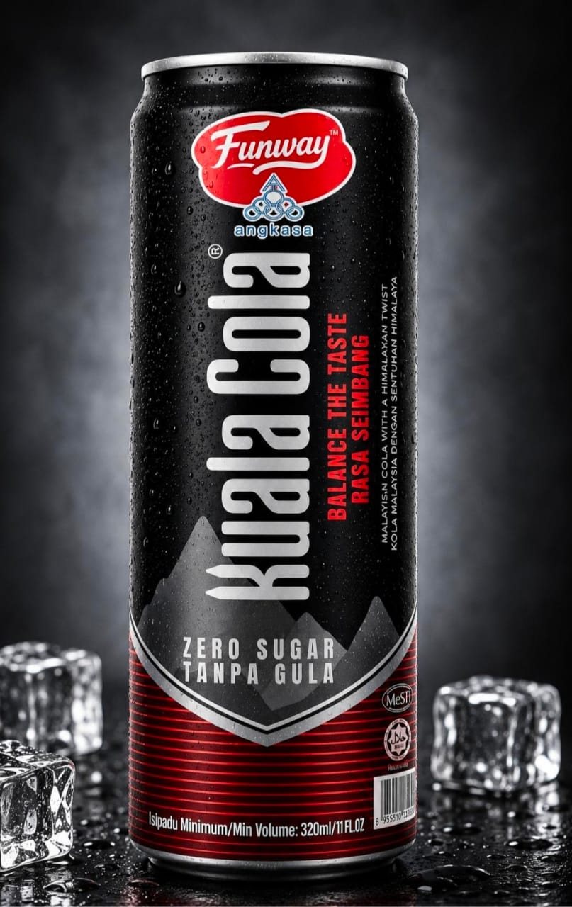 Tin Kuala Cola Zero Sugar dengan titisan air sejuk